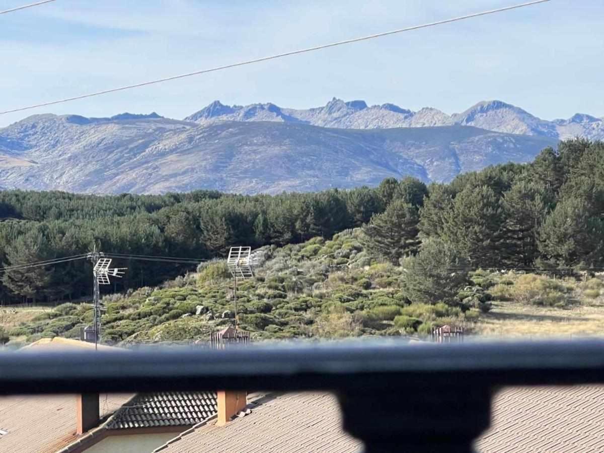 Apartmán La Nava De Gredos Acogedor Piso Con Vistas Navarredonda de Gredos Exteriér fotografie