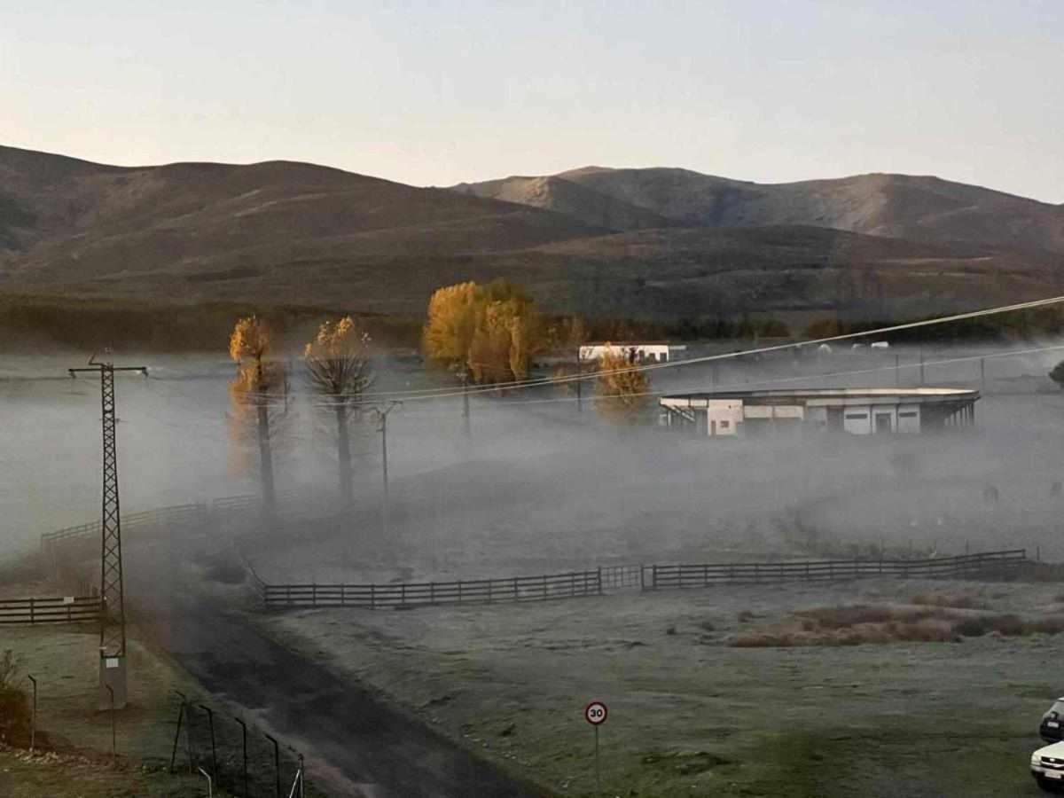 Apartmán La Nava De Gredos Acogedor Piso Con Vistas Navarredonda de Gredos Exteriér fotografie